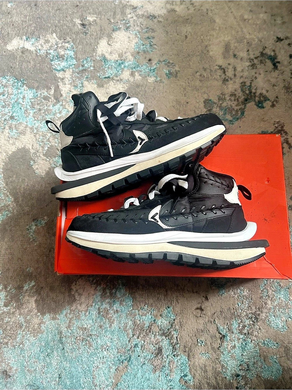Nike x sacai VaporWaffle Black White Sneakers